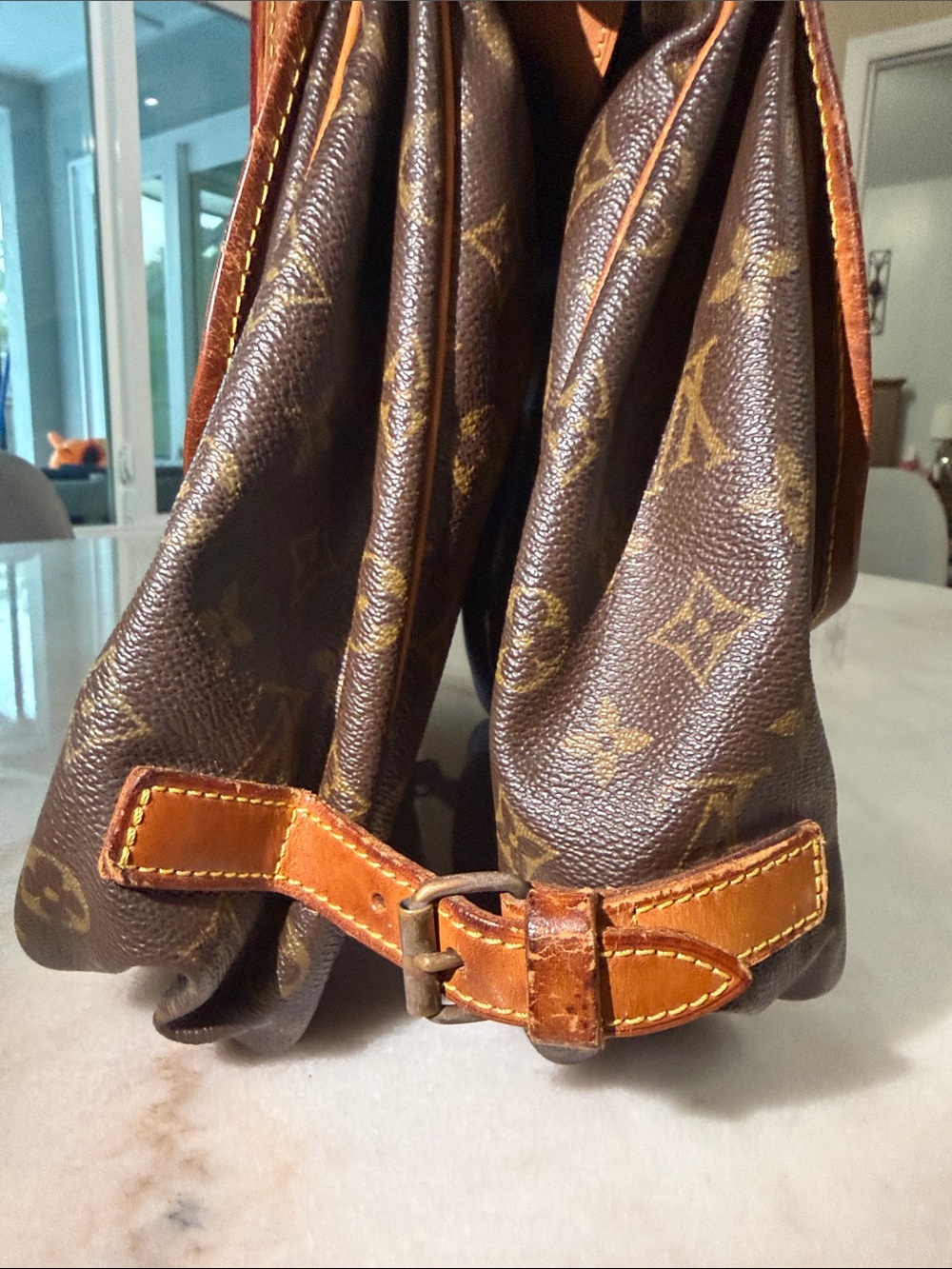 Louis Vuitton Monogram Canvas Messenger Bag - Picture 9 of 17